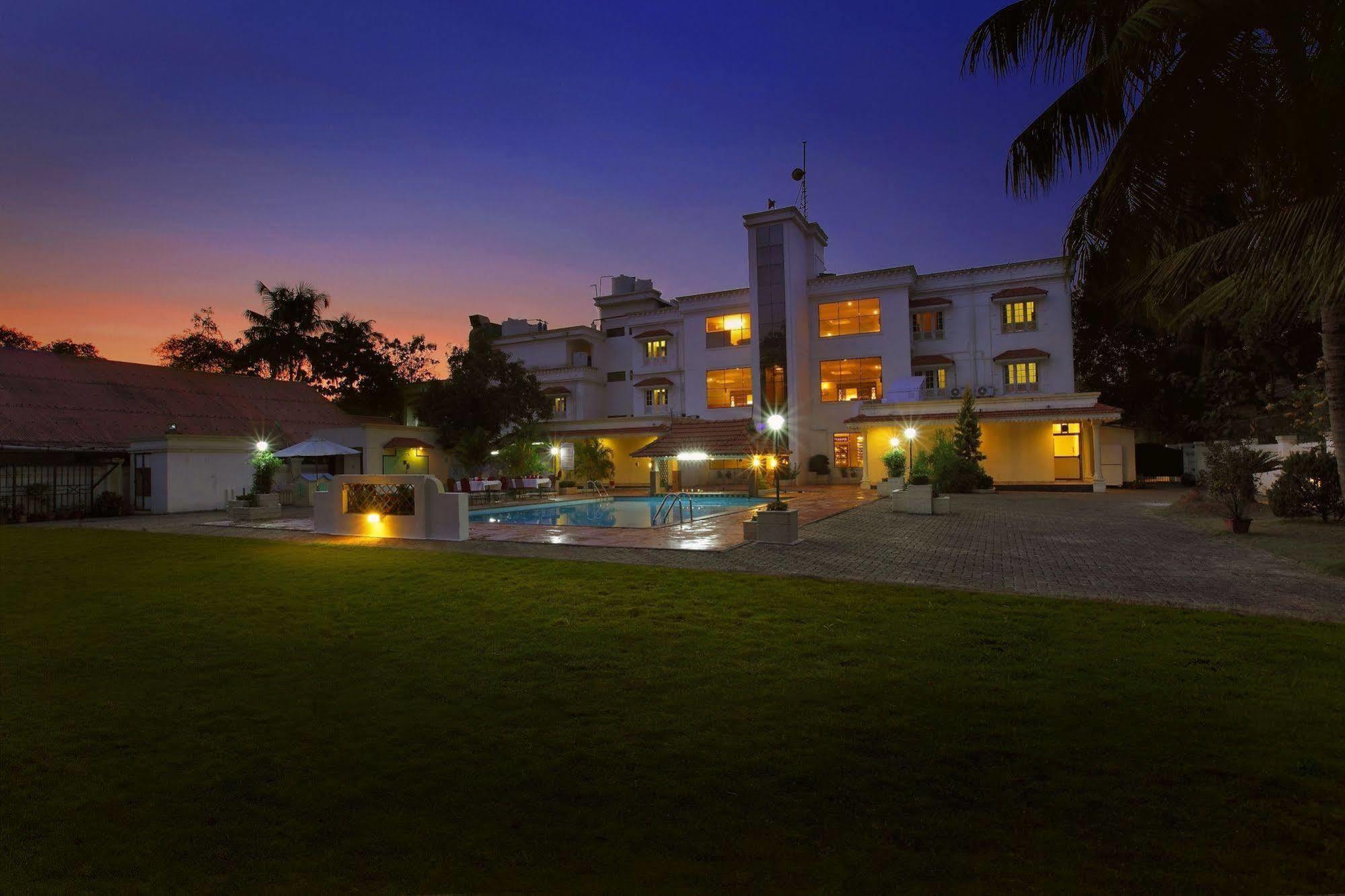 Quality Airport Hotels Nedumbassery Kültér fotó