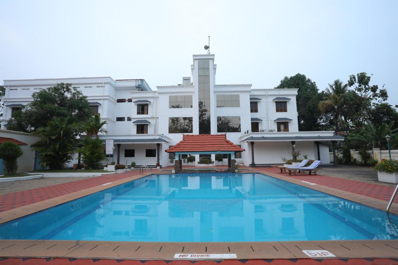 Quality Airport Hotels Nedumbassery Kültér fotó